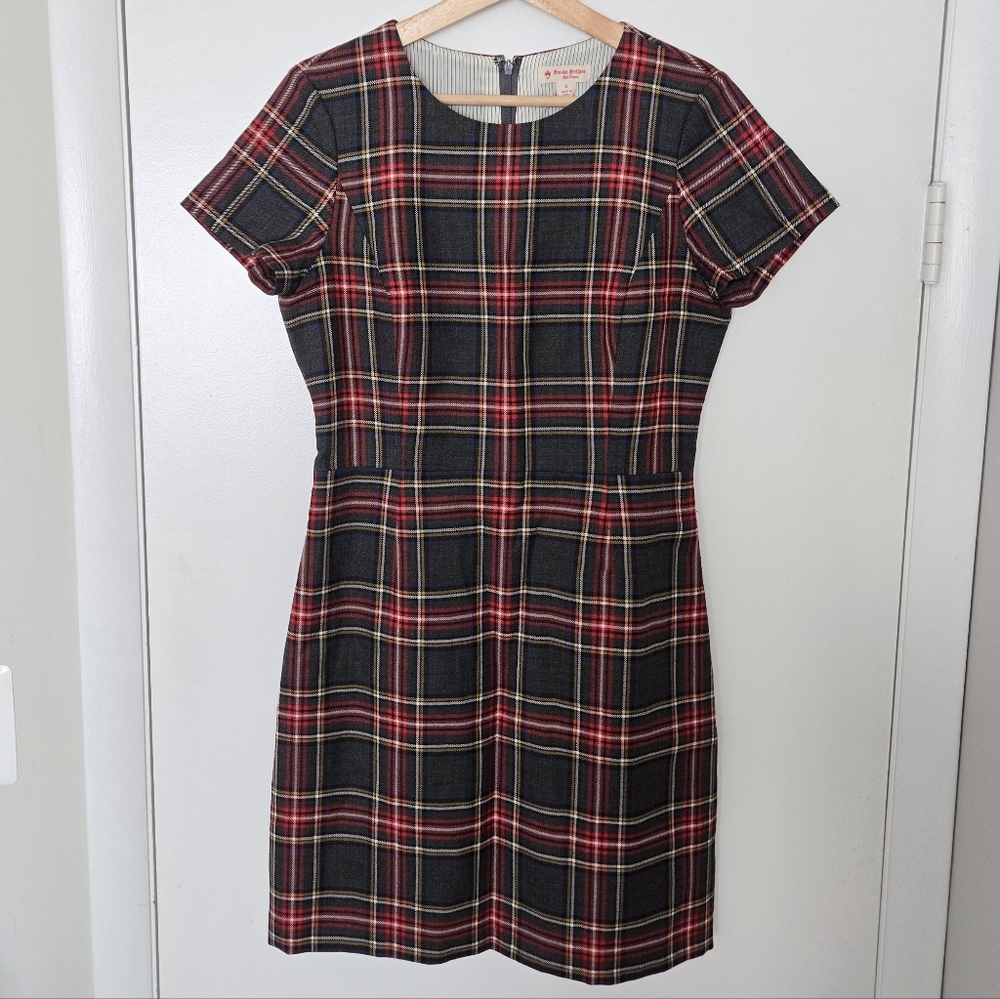 Brooks Brothers Red Fleece 100% Wool Tartan Plaid Cap Sleeve Sheath Dress Size 6